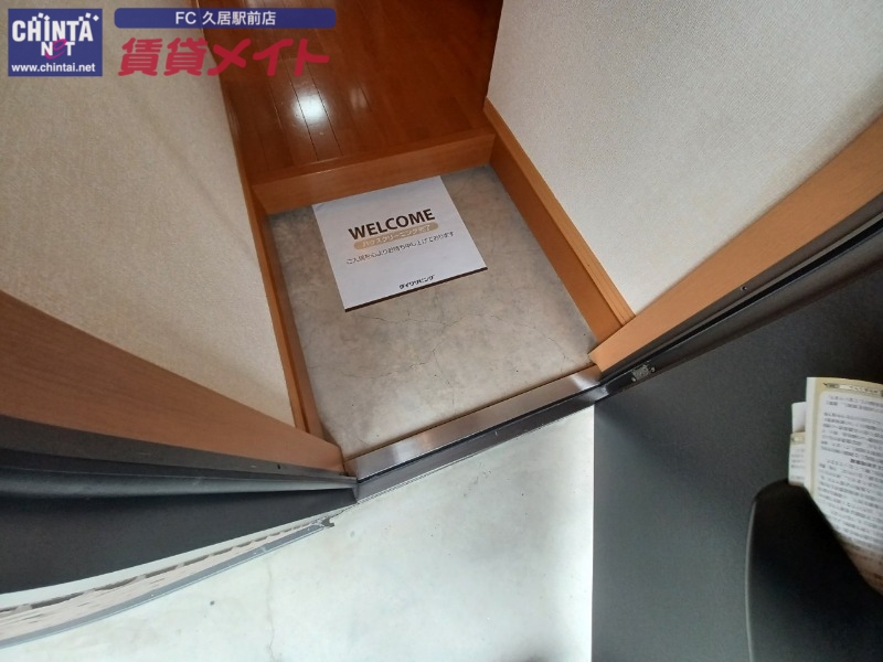 玄関　同型参考写真