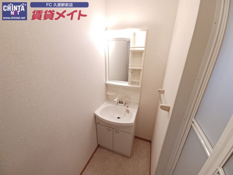 洗面設備　反転タイプ参考写真