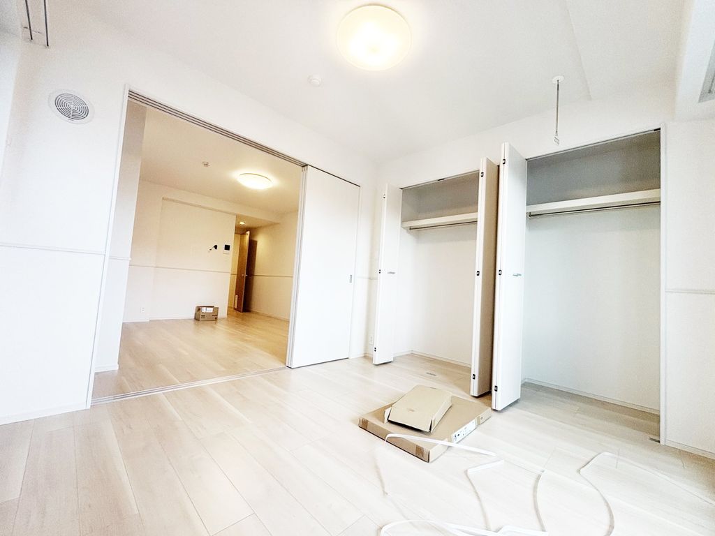 収納　同物件別部屋写真