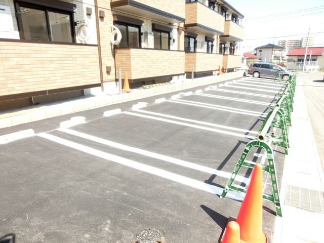 駐車場　敷地内の駐車場です。