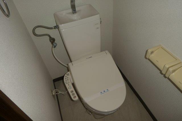 トイレ　ウォシュレット