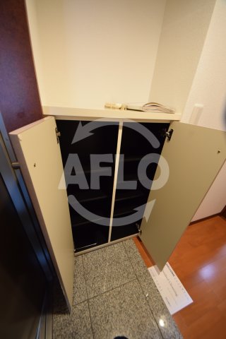 収納　ジュネーゼプレシャス森ノ宮　収納