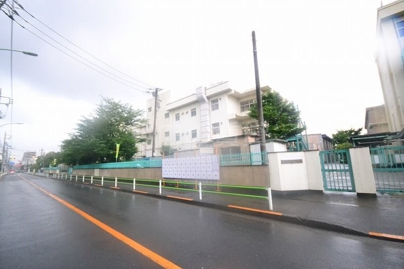 中学校　出雲中学校（中学校）まで651m