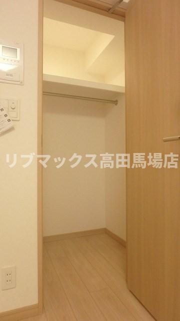 収納　弊社は全物件仲介手数料半月分★