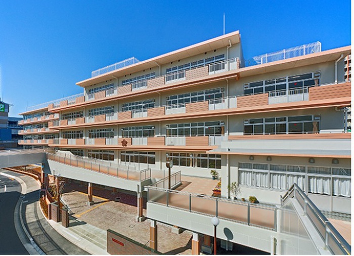 小学校　小学校（小学校）まで344m