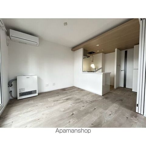 アルファスクエア円山4条南4条西25丁目賃貸MSの居間写真