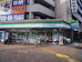 コンビニ　ファミリーマート 芳野屋東片端店 (コンビニ)（コンビニ）まで102m