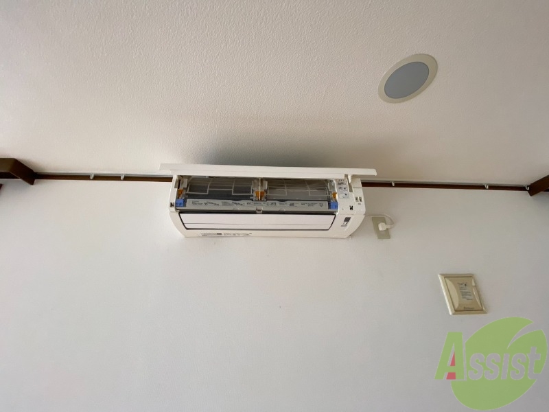 その他設備　部屋にはエアコンがあり、暑い日や寒い日も安心です。