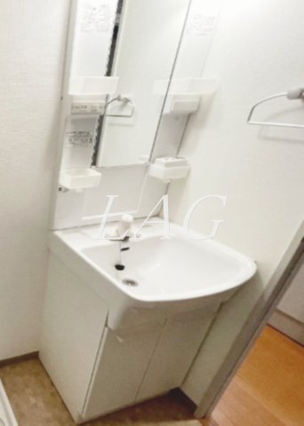 洗面設備　独立洗面台です。