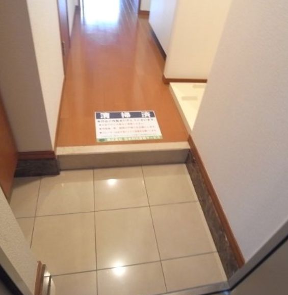 玄関　明るい玄関です