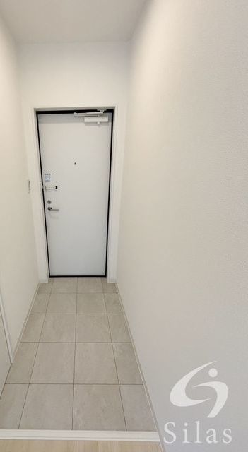 玄関　同仕様反転タイプ