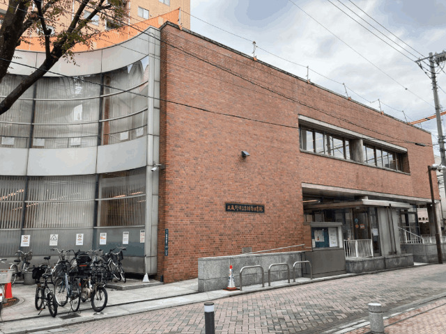 図書館　武蔵野市立吉祥寺図書館（図書館）まで507m