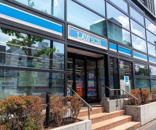 コンビニ　ローソン 下落合二丁目店（コンビニ）まで120m