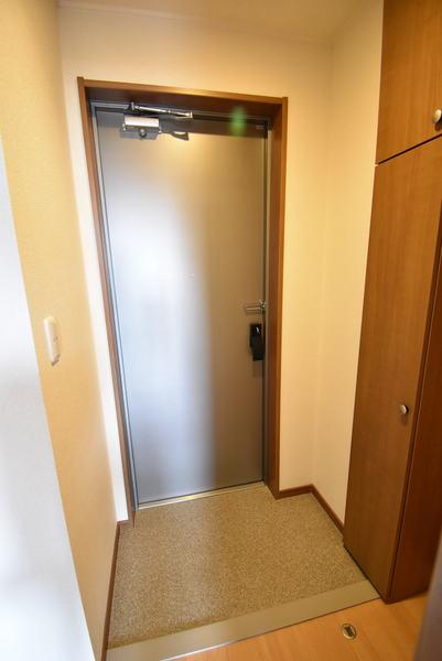 玄関　同仕様写真