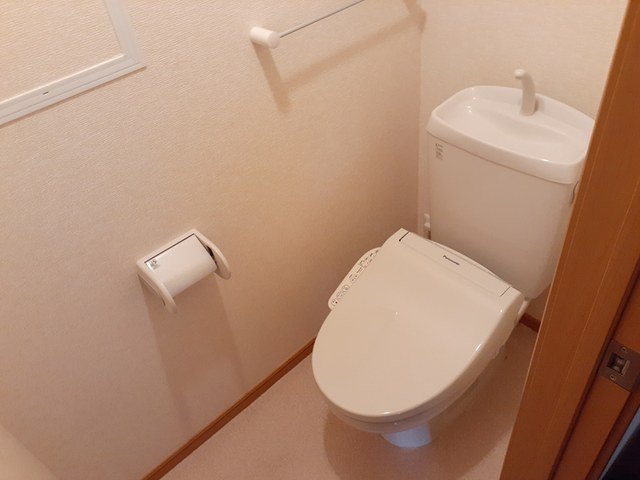 トイレ　ゆったりとした空間のトイレです