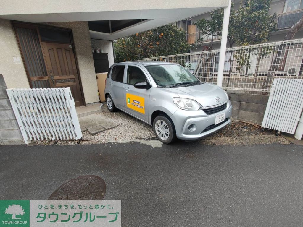 駐車場　駐車場