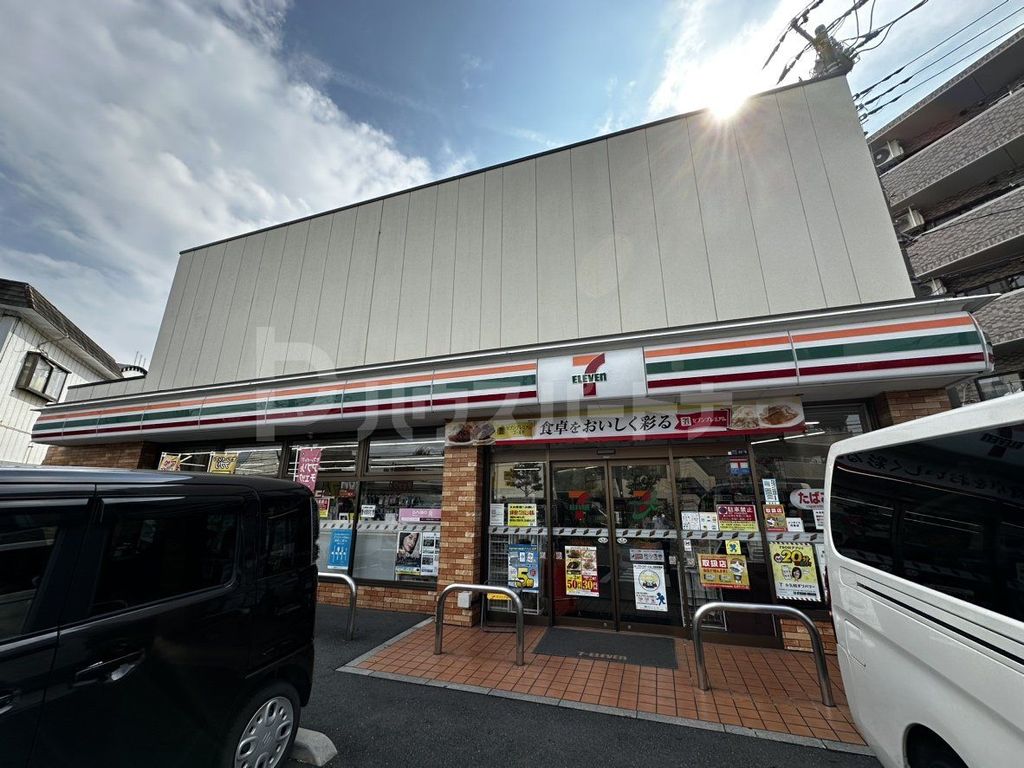 コンビニ　セブンイレブン平和橋通り西新小岩店（コンビニ）まで460m