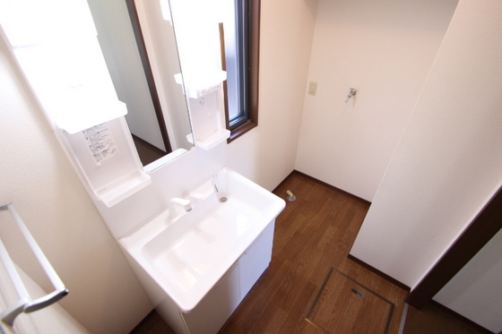 洗面設備　※別部屋の写真です