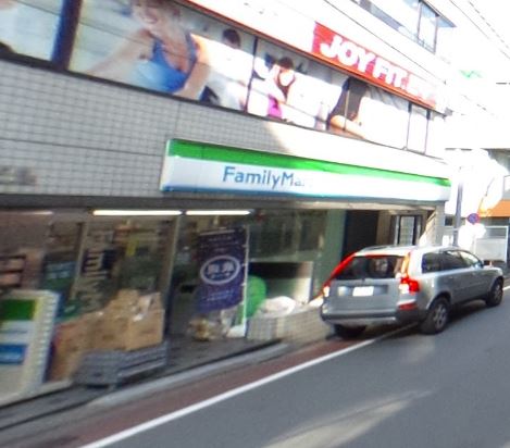 コンビニ　ファミリーマート 南青山七丁目店（コンビニ）まで170m