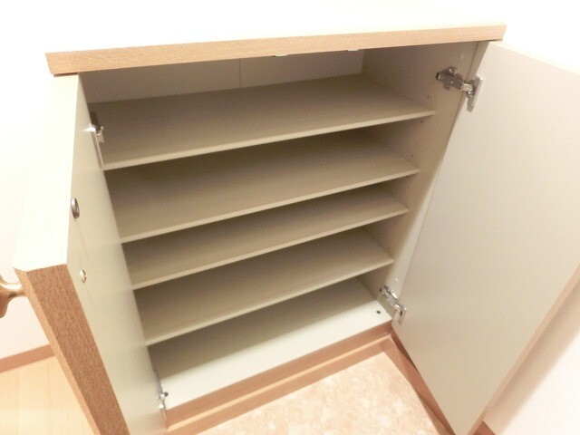 玄関　同タイプ別部屋