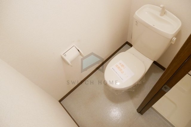 トイレ　トイレもきれいです