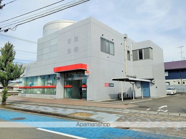 銀行　愛媛銀行壬生川支店（銀行）まで554m