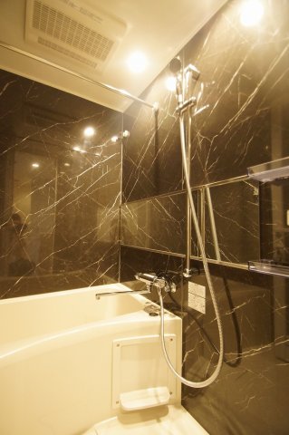 バス・シャワールーム　人気条件の「バス・トイレ別」です。