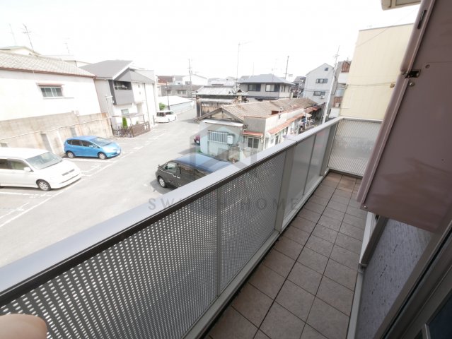 バルコニー　落ち着いた時間を過ごせるバルコニーです