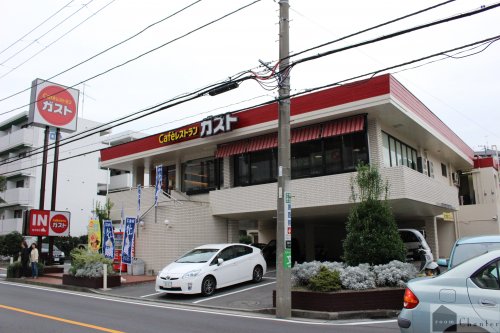 飲食店　ガスト（飲食店）まで630m