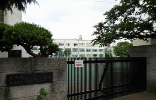 小学校　落合第二小学校（小学校）まで420m
