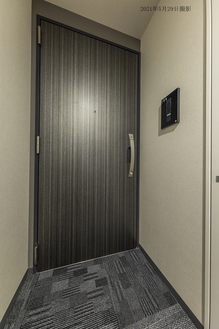 玄関　※写真は同タイプ住戸です。