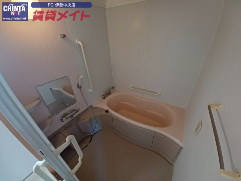 バス・シャワールーム　別部屋画像参考