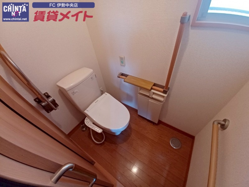 トイレ　別部屋画像参考