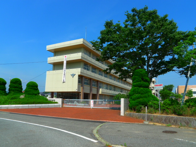 中学校　加東市立社中学校（中学校）まで1874m