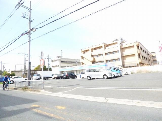 コンビニ　ローソン（コンビニ）まで264m