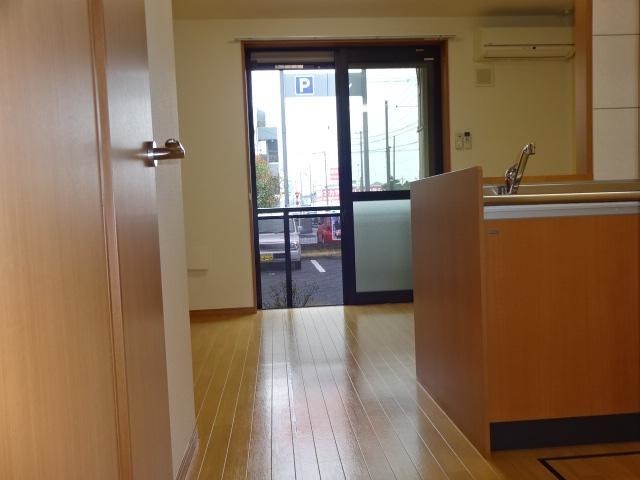 居室・リビング　別部屋参考写真