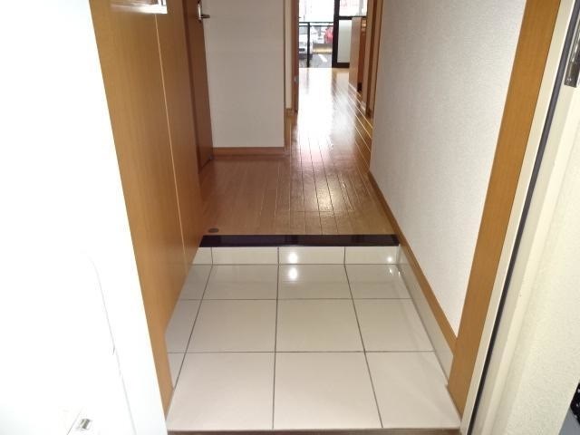 玄関　別部屋参考写真