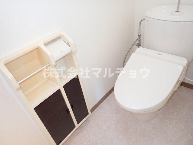 トイレ　コンパクトで使いやすいトイレです