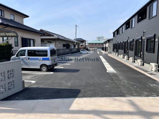 駐車場　駐車場