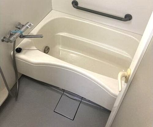 バス・シャワールーム　追い焚き機能付きです