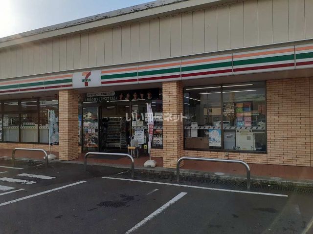 コンビニ　セブンイレブン　長岡市立劇場前店（コンビニ）まで656m