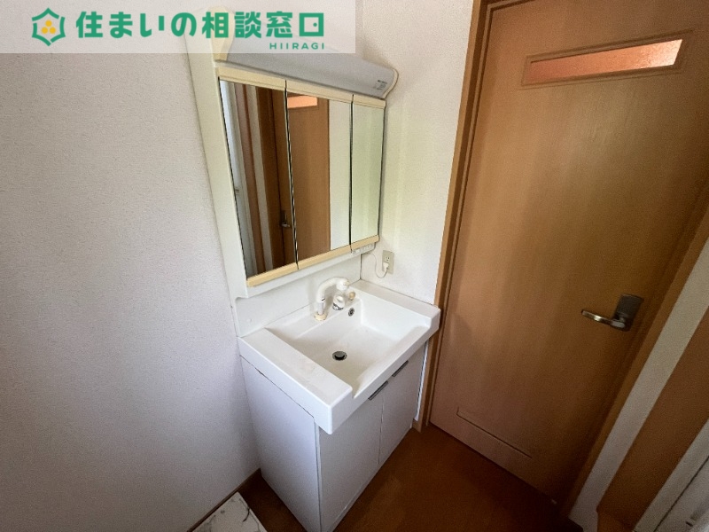 洗面設備　同型