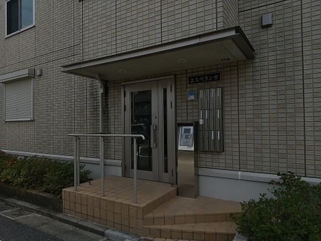 エントランス　オートロックエントランス