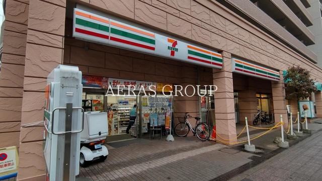 コンビニ　セブンイレブン志木駅南口店（コンビニ）まで211m