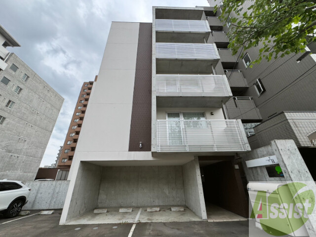 建物外観　札幌市中央区南１７条西　「ＷＴＢ南１７」