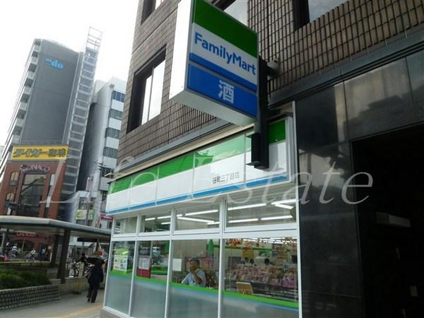 コンビニ　ファミリーマート谷町三丁目店（コンビニ）まで94m