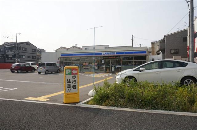 コンビニ　ローソン（コンビニ）まで318m