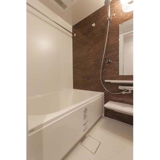 バス・シャワールーム　※写真は同タイプ住戸です。