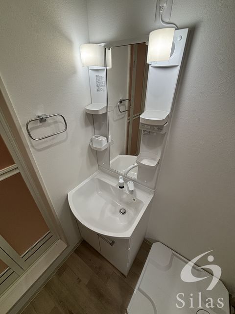 洗面設備　同仕様