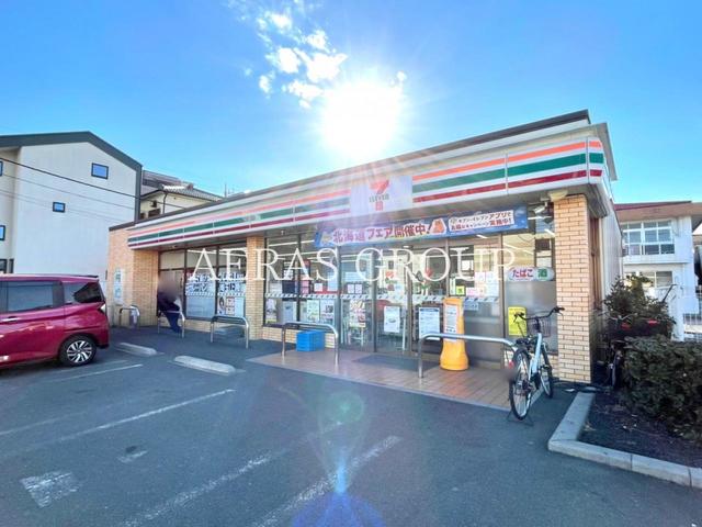 コンビニ　セブンイレブン蕨中央2丁目店（コンビニ）まで115m